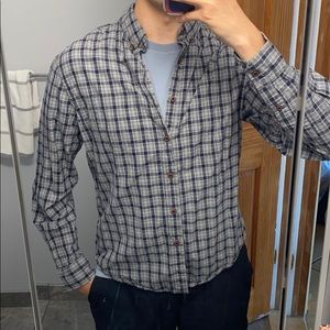 American Eagle men’s dress shirt